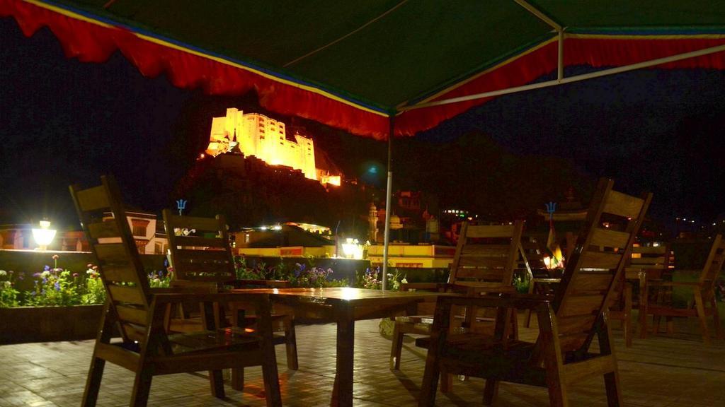 Hotel Lingzi Leh Kültér fotó