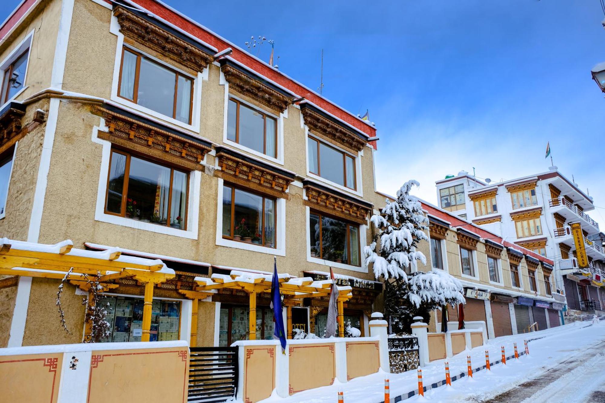 Hotel Lingzi Leh Kültér fotó