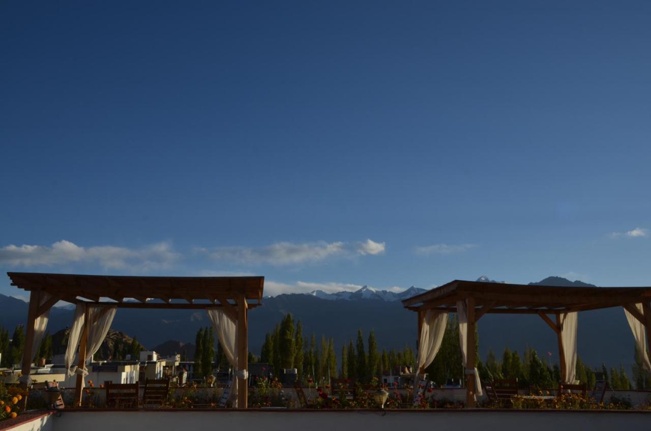 Hotel Lingzi Leh Kültér fotó